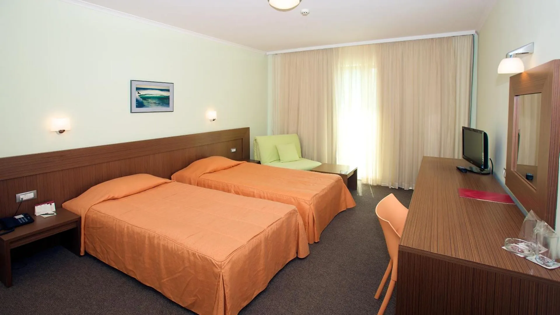 Jeravi Beach Hotel Sunny Beach