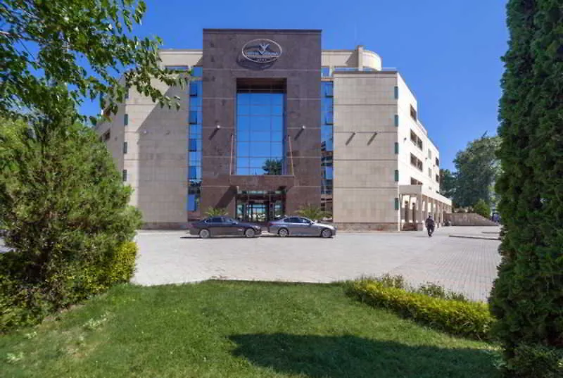 Jeravi Beach Hotel Sunny Beach 4*,